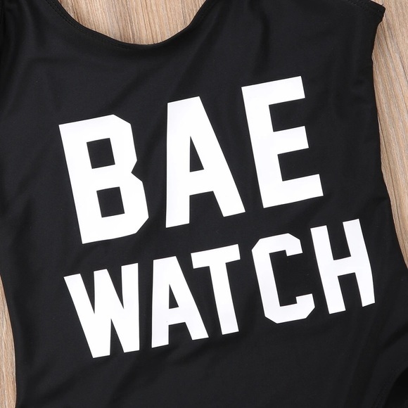 Matching Moms And Daughter Swimsuit - Picture 4 of 4